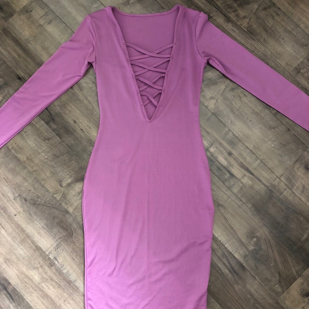 Deep V neck Midi